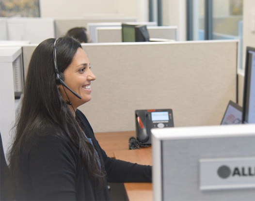 woman talk on phone